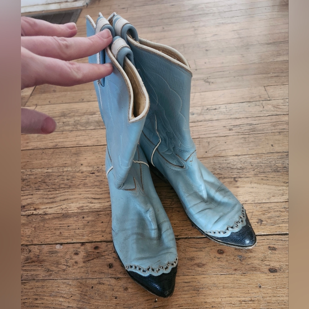 Vintage Blue TONY LAMA Boots